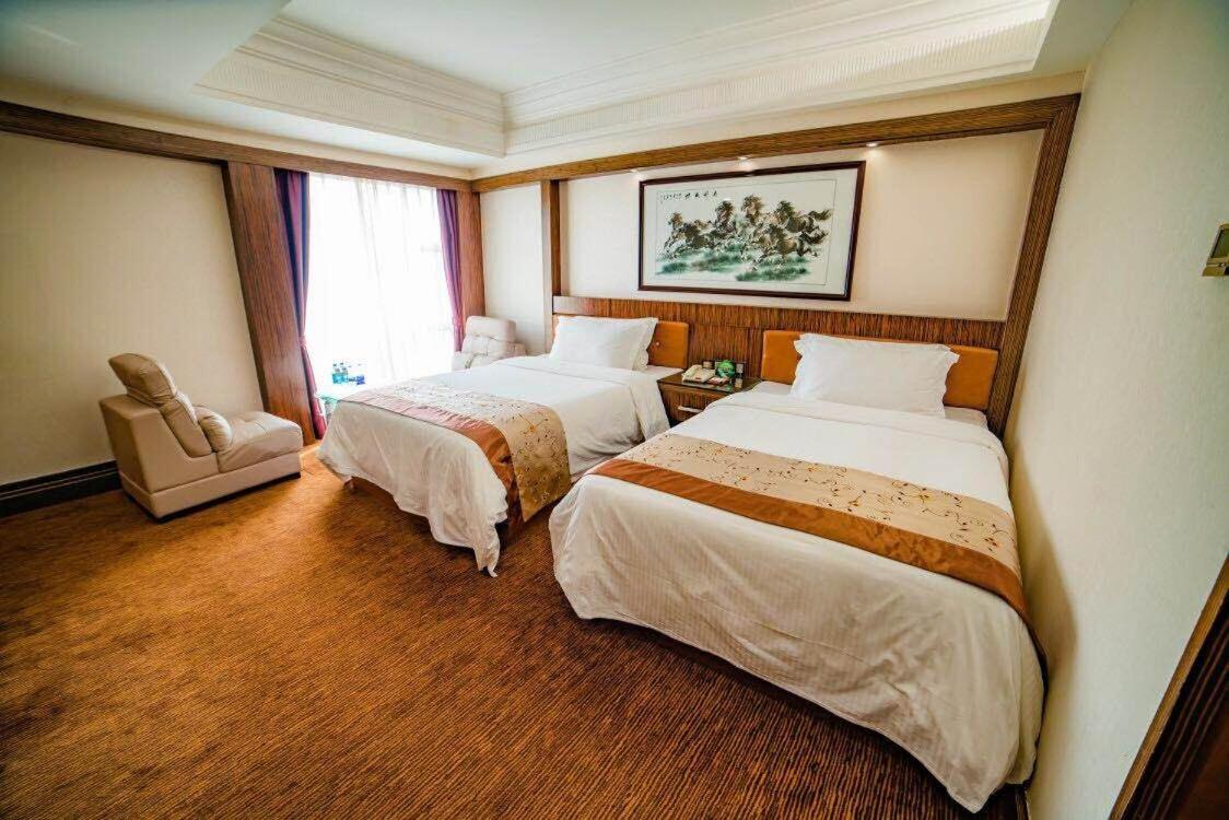 Nanyang King'S Gate Hotel--Free Shuttle Service To Canton Fair Exterior foto